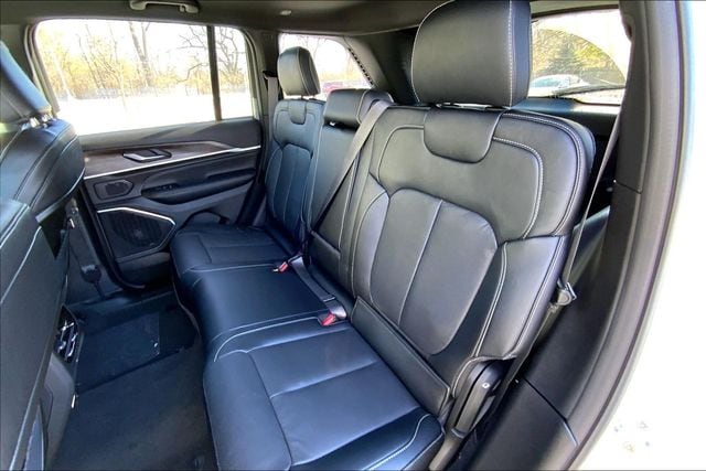 2026 JEEP GRAND CHEROKEE - Image 10