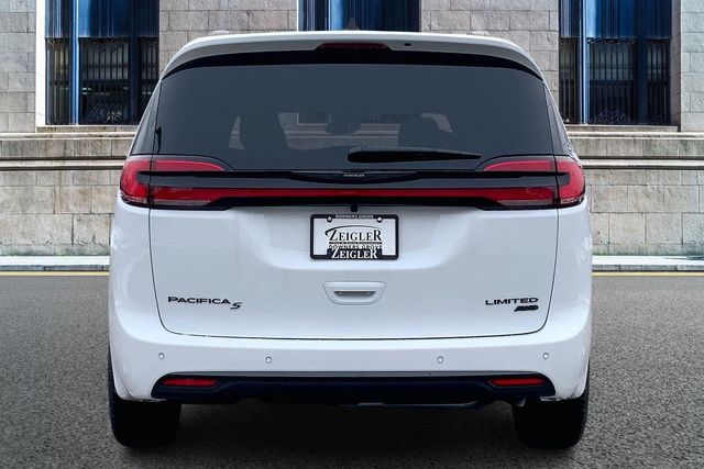 2026 CHRYSLER PACIFICA - Image 4