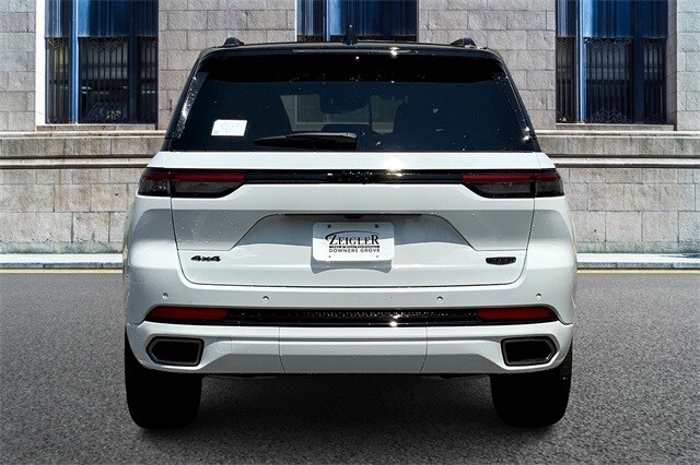 2025 Jeep Grand Cherokee Summit Reserve photo 4
