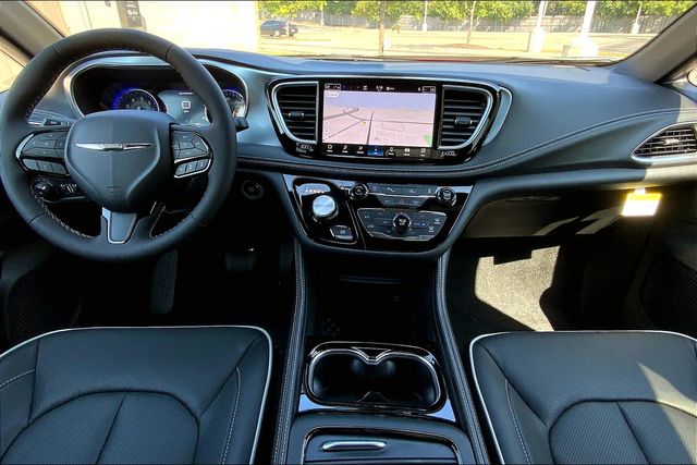 2026 CHRYSLER PACIFICA - Image 5