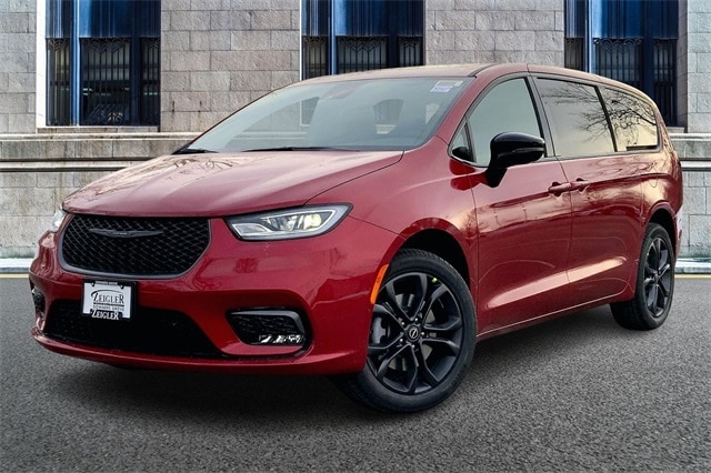 2026 CHRYSLER PACIFICA - Image 2