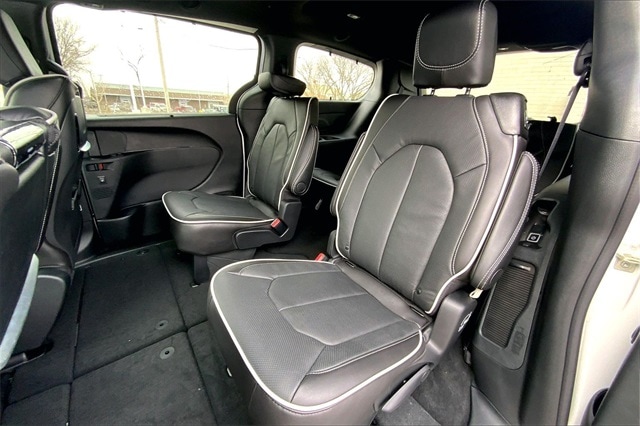 2026 CHRYSLER PACIFICA - Image 10