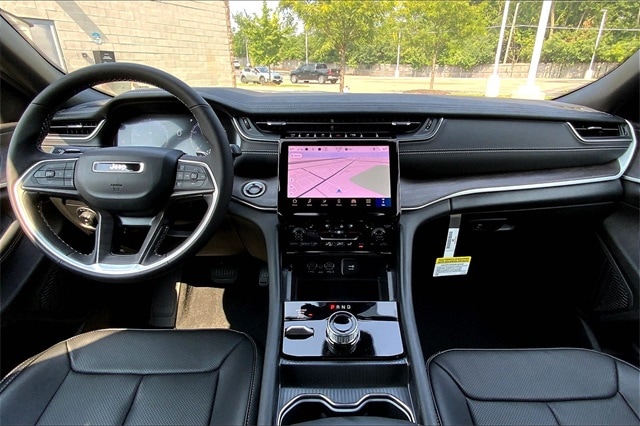 2025 JEEP GRAND CHEROKEE - Image 5