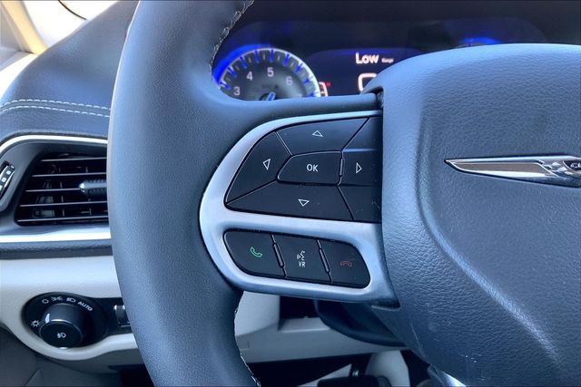 2024 CHRYSLER PACIFICA - Image 18