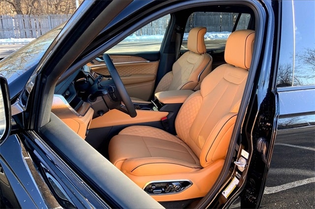 2025 JEEP GRAND CHEROKEE - Image 9