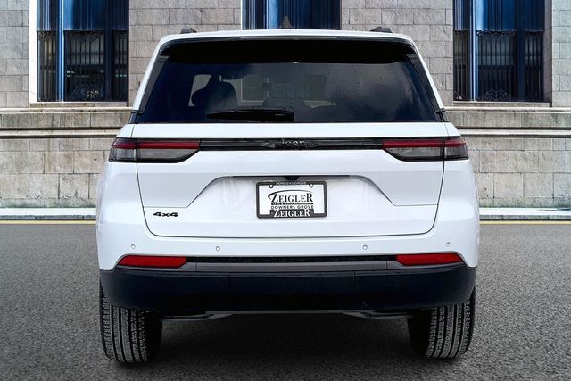 2026 JEEP GRAND CHEROKEE - Image 4