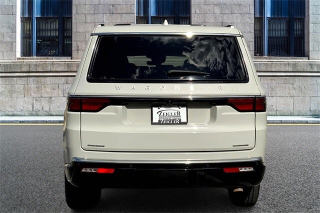 2022 Jeep Wagoneer Series II photo 4