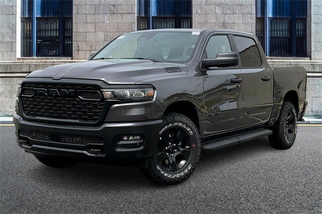 2025 Ram 1500 Tradesman photo 2