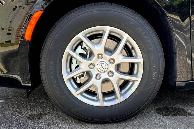 2026 CHRYSLER VOYAGER - Image 12