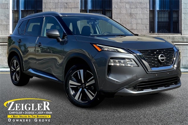 2023 Nissan Rogue SL's photo