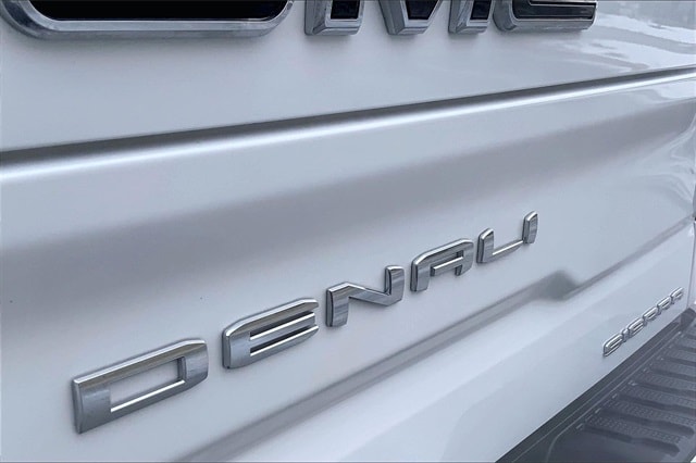 2023 GMC SIERRA - Image 31