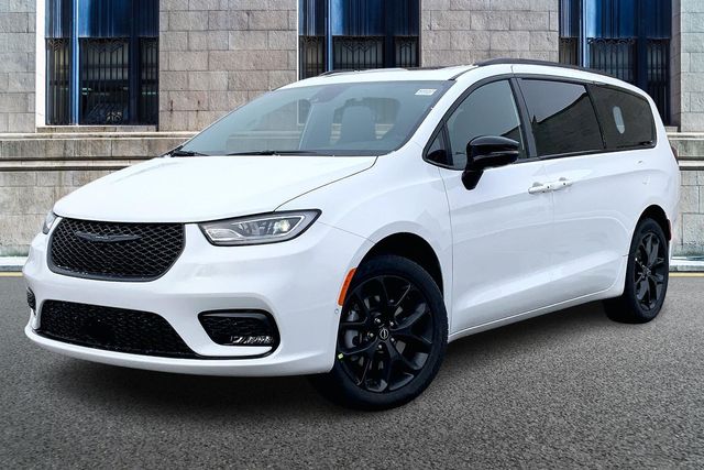 2026 CHRYSLER PACIFICA - Image 2