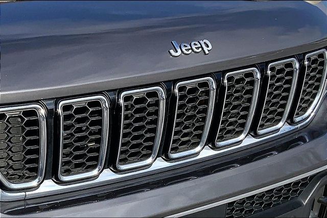 2022 JEEP GRAND CHEROKEE - Image 30