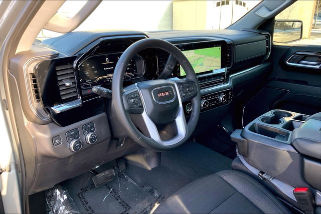 2024 GMC SIERRA - Image 14