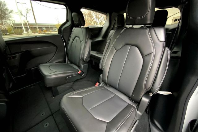 2026 CHRYSLER PACIFICA - Image 10