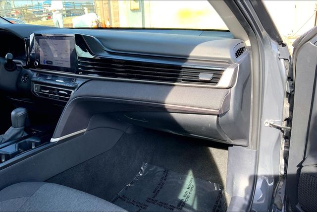 2025 TOYOTA CAMRY - Image 16