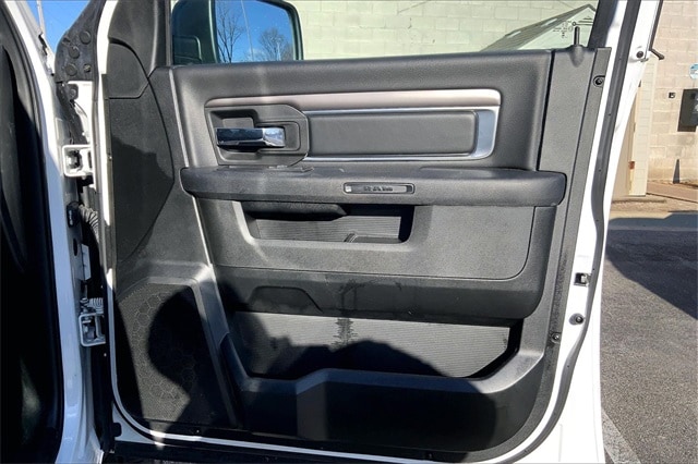 2024 RAM 1500 - Image 21