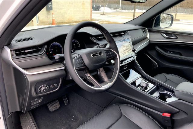 2026 JEEP GRAND CHEROKEE - Image 8