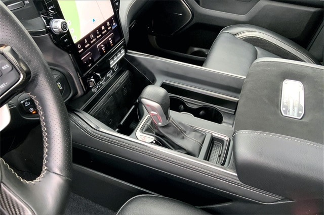 2025 RAM 1500 - Image 17