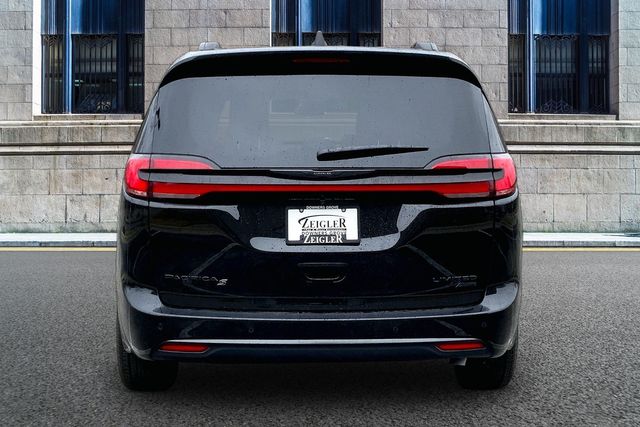 2026 CHRYSLER PACIFICA - Image 4