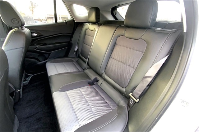 2024 CHEVROLET TRAX - Image 25