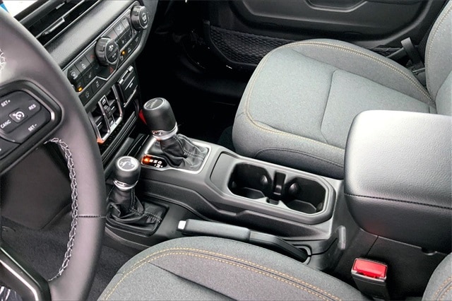 2026 JEEP GLADIATOR - Image 7