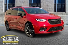 2026 Chrysler Pacifica Limited Passenger Van