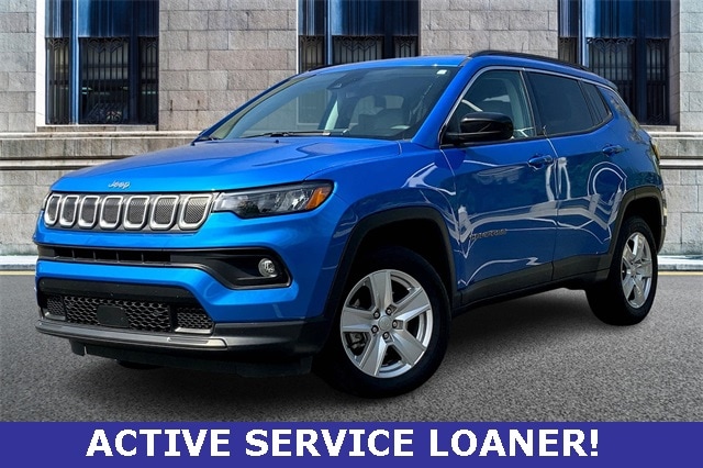 Used 2022 Jeep Compass Latitude with VIN 3C4NJDBB7NT143711 for sale in Downers Grove, IL