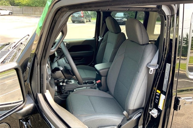 2025 JEEP WRANGLER - Image 9