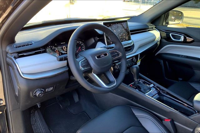 2025 JEEP COMPASS - Image 8