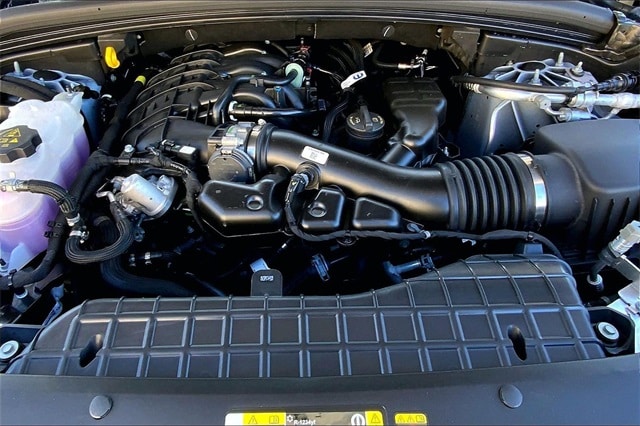 2025 JEEP GRAND CHEROKEE - Image 11