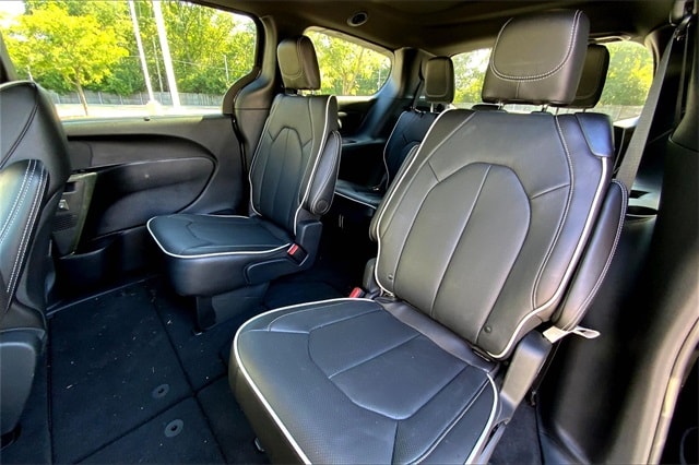 2026 CHRYSLER PACIFICA - Image 10