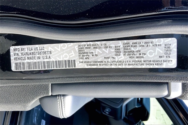 2025 JEEP GRAND CHEROKEE L - Image 13