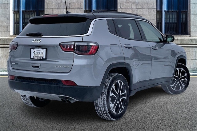 2022 JEEP COMPASS - Image 11
