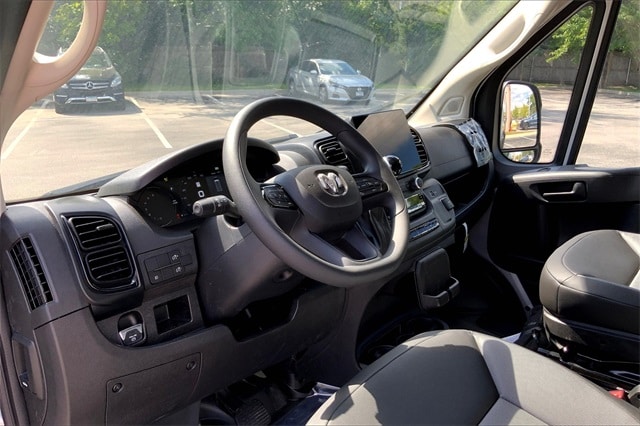 2025 RAM PROMASTER 3500 - Image 8
