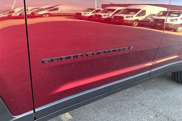 2025 JEEP GRAND CHEROKEE L - Image 8