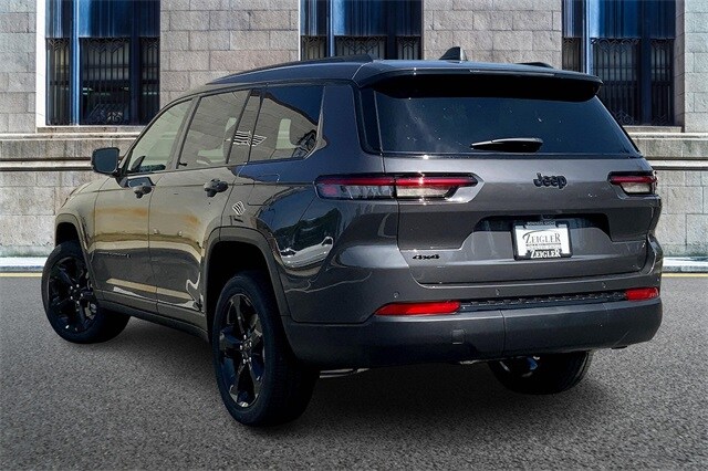 2025 Jeep Grand Cherokee Altitude X photo 3