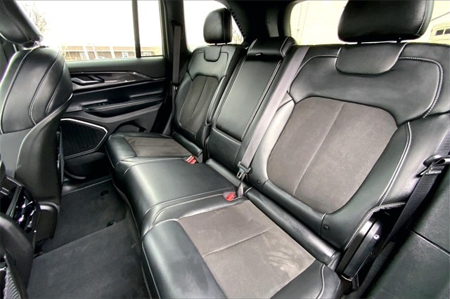 2022 JEEP GRAND CHEROKEE - Image 24