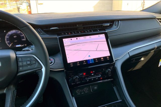 2025 JEEP GRAND CHEROKEE - Image 6