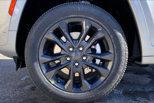 2026 JEEP GRAND CHEROKEE L - Image 12