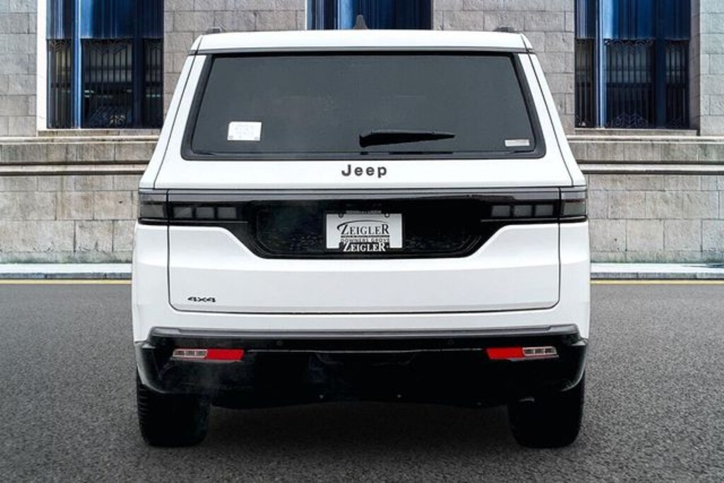 New 2026 Jeep Grand Wagoneer Limited Reserve Sport Utility