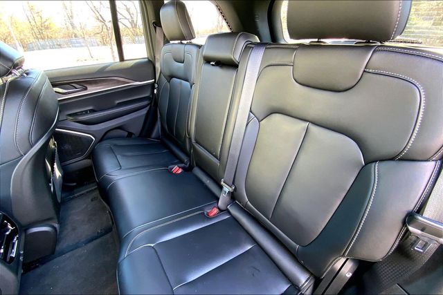 2026 JEEP GRAND CHEROKEE - Image 10