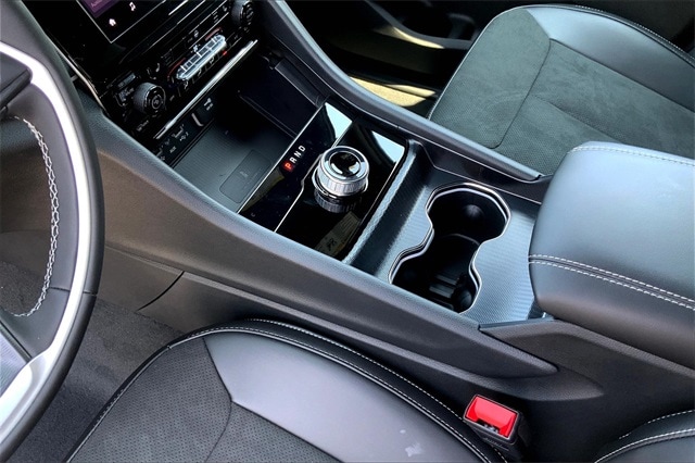 2025 JEEP GRAND CHEROKEE L - Image 7