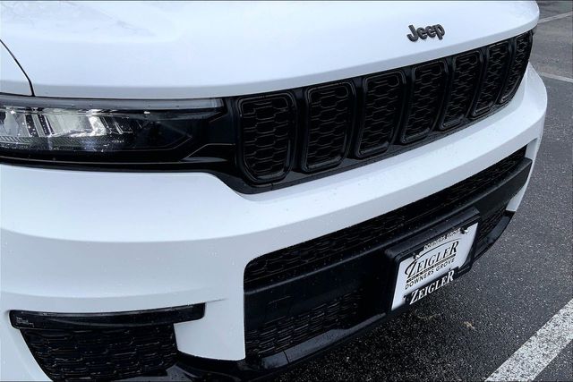 2023 JEEP GRAND CHEROKEE L - Image 30