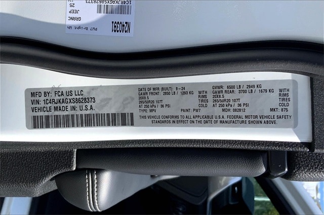 2025 JEEP GRAND CHEROKEE L - Image 13