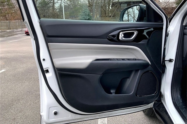 2022 JEEP COMPASS - Image 21