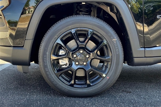 2025 JEEP COMPASS - Image 12