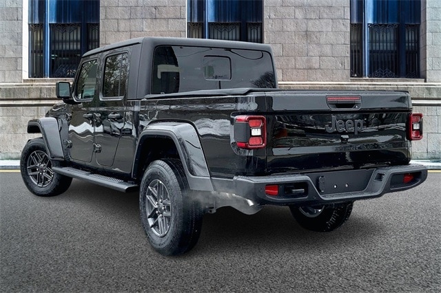 2026 JEEP GLADIATOR - Image 3