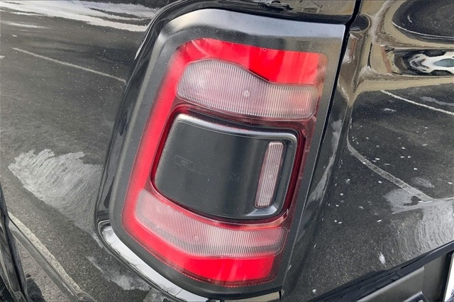 2021 RAM 1500 - Image 27