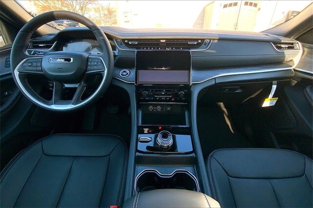 2025 JEEP GRAND CHEROKEE - Image 5